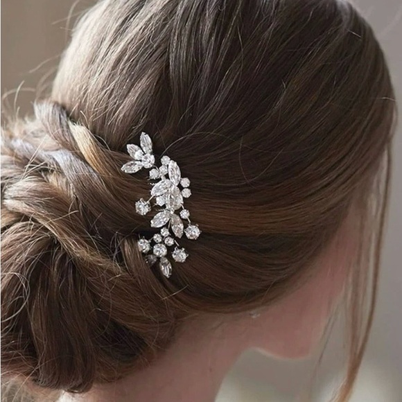 Crystal Rhinestone Hair Comb Clip Decorative Bridal Accessory - Picture 3 of 3